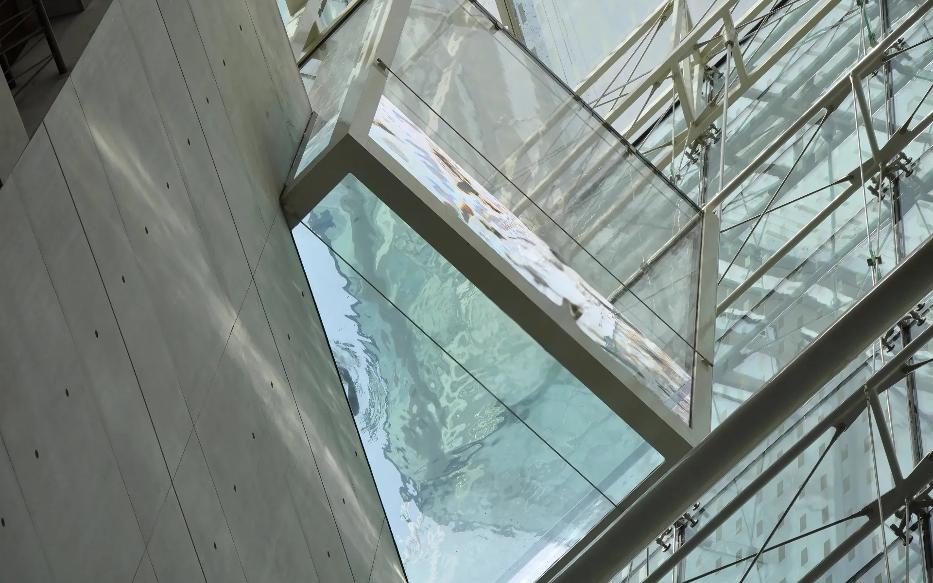 Glazed Atrium Hover